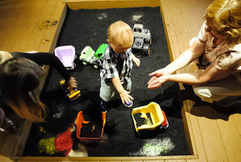 Boonshoft's sandbox is sure to be a big hit with smaller kids!